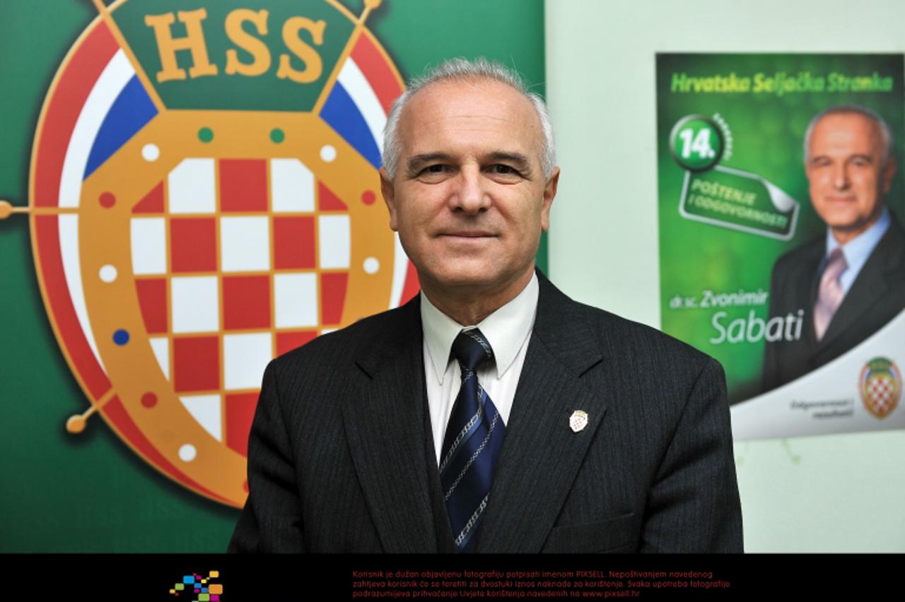 '28.11.2011., Trg Slobode, Varazdin - Ministar turizma Damir Bajs i HSS-ov nositelj liste 3. izborne jedinice Zvonimir Sabati odrzali konferenciju za novinare na kojoj su naglasili da bi bili zadovljn