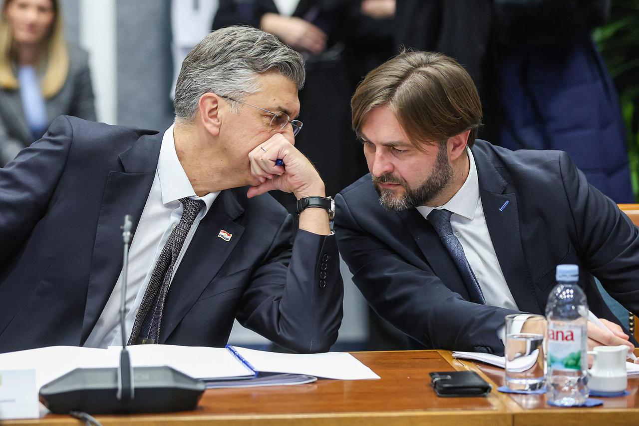 Sjednica saborskog Odbora za financije i državni proračun na kojem se predstavlja Tomislav Ćorić, kandidat za ministra financija