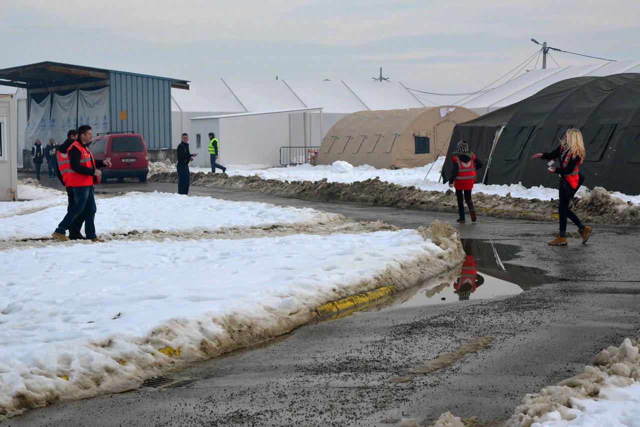 izbjeglički kamp u Slavonskom Brodu