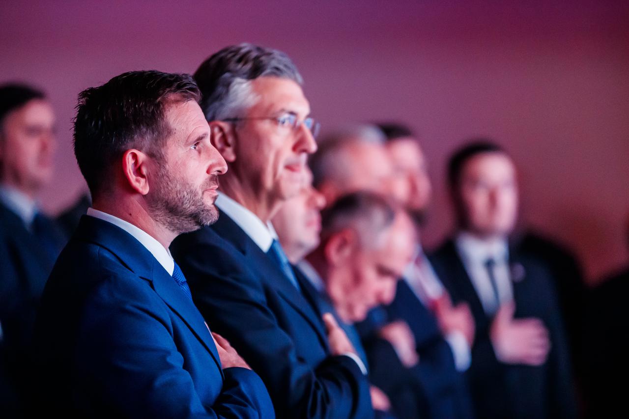 Split: Sjednica HDZ-a povodom 36. obljetnice osnutka stranke