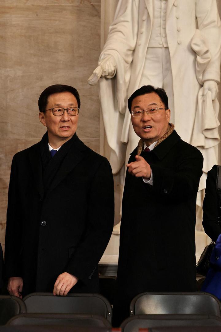 Han Zheng, potpredsjednik Kine (lijevo na fotografiji)