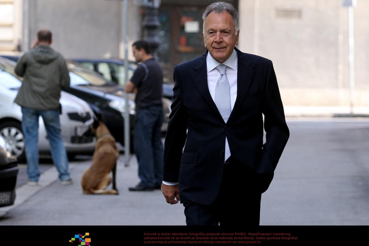 '31.05.2012., Zagreb - Vinko Mladineo, bivsi celnik Fonda za zastitu okolisa i energetsku ucinkovitost, dolazi na saslusanje na sjednicu Optuznog vijeca Zupanijskog suda koje ce razmatrati optuznicu k