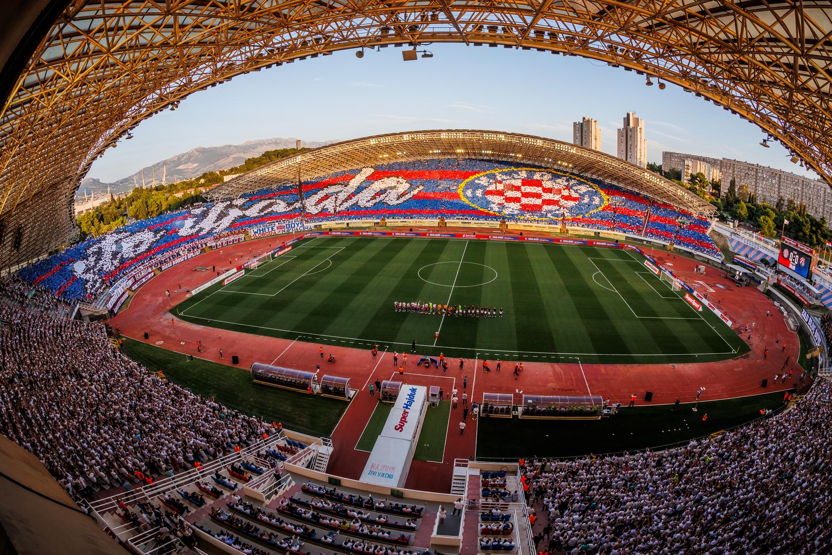01.10.2023., Split, stadion Poljud - SuperSport HNL, 10. kolo, HNK Hajduk - GNK Dinamo. Koreografija na pocetku utakmice. Photo: Zvonimir Barisin/PIXSELL