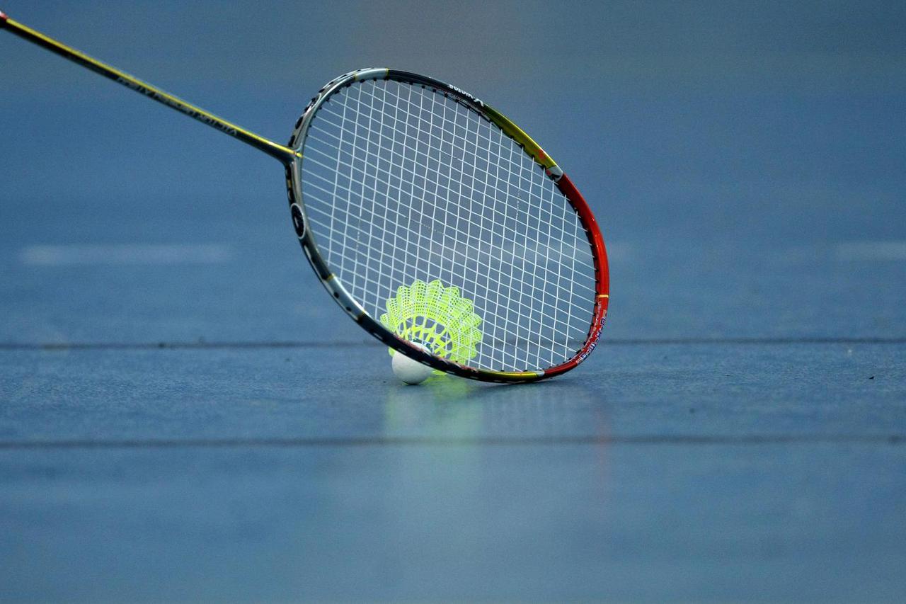 Novo ?i?e: Održan badmintonski turnir VG Kids i Parents