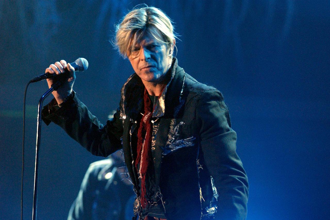 London: 8.1.1947. ro?en pjeva? i glumac David Bowie
