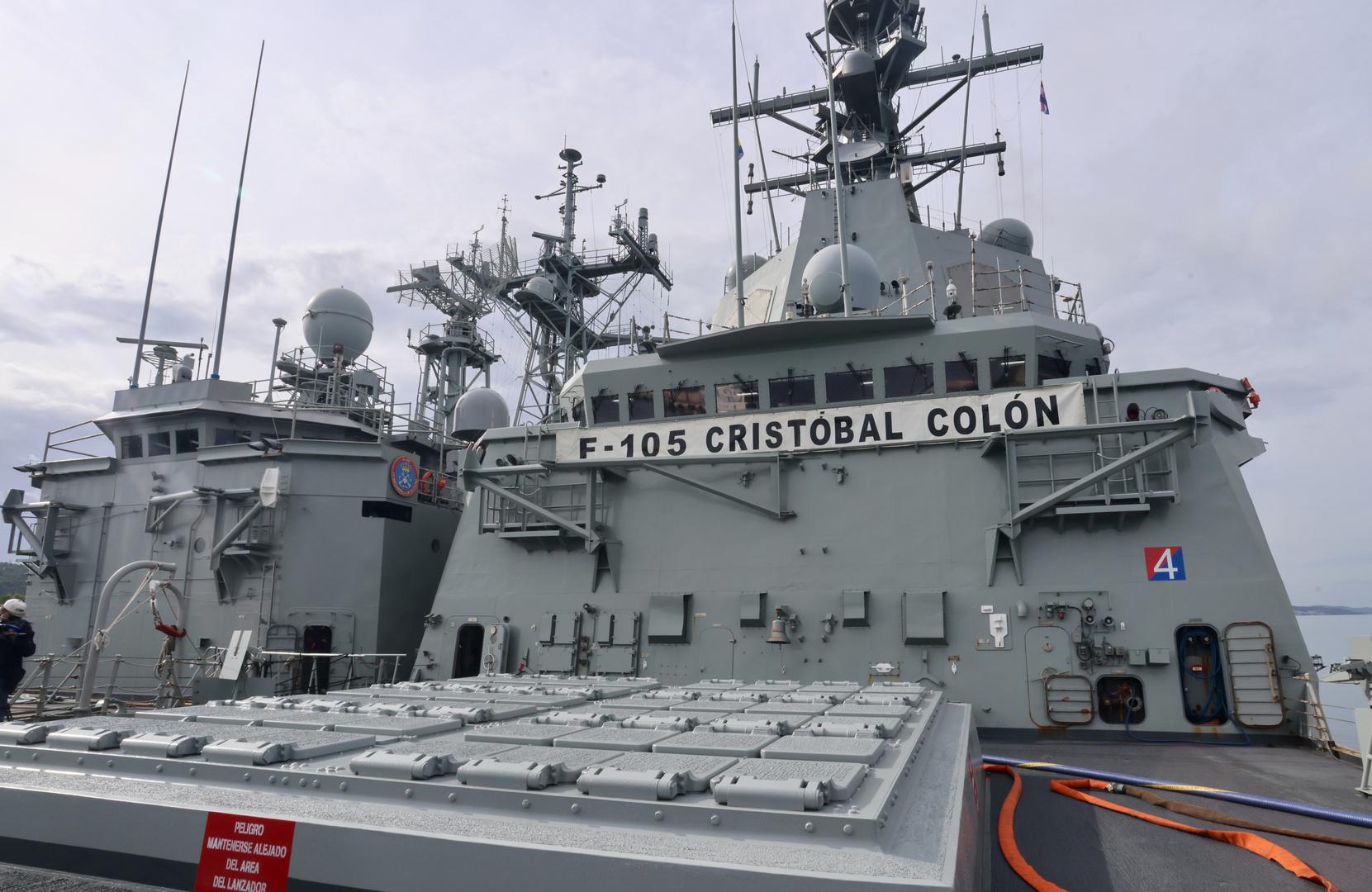 Veleposlanstvo Kraljevine Španjolske u Hrvatskoj, u suradnji sa španjolskom brodograđevnom tvrtkom Navantia, organiziralo je za predstavnike medija ekskluzivni obilazak fregate F-105 Cristóbal Colón, jednog od tehnološki najnaprednijih brodova španjolske ratne mornarice.

