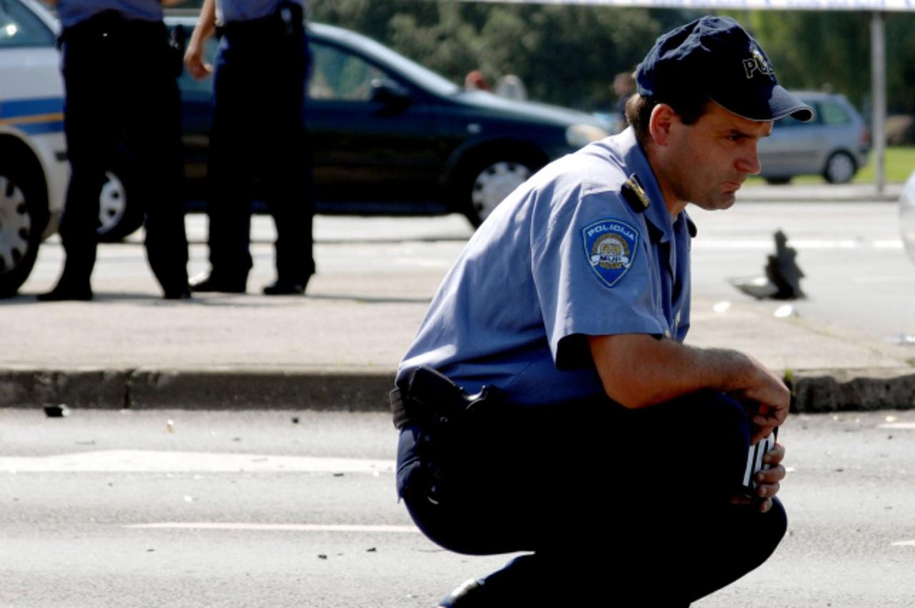 policija