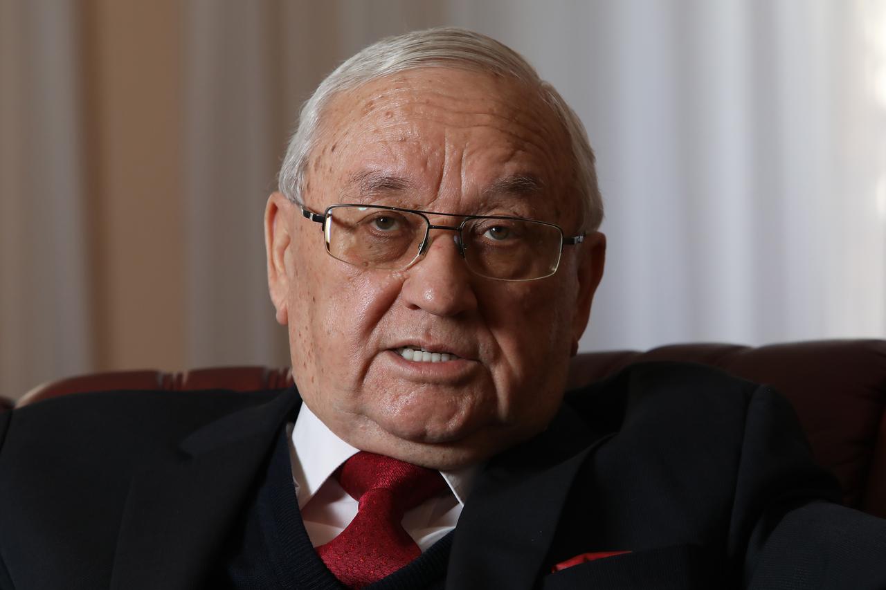 Anvar Azimov