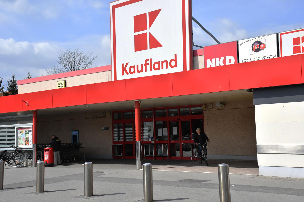 Kaufland u pet tjedana otkupio 3000 tona domaćeg voća i povrća