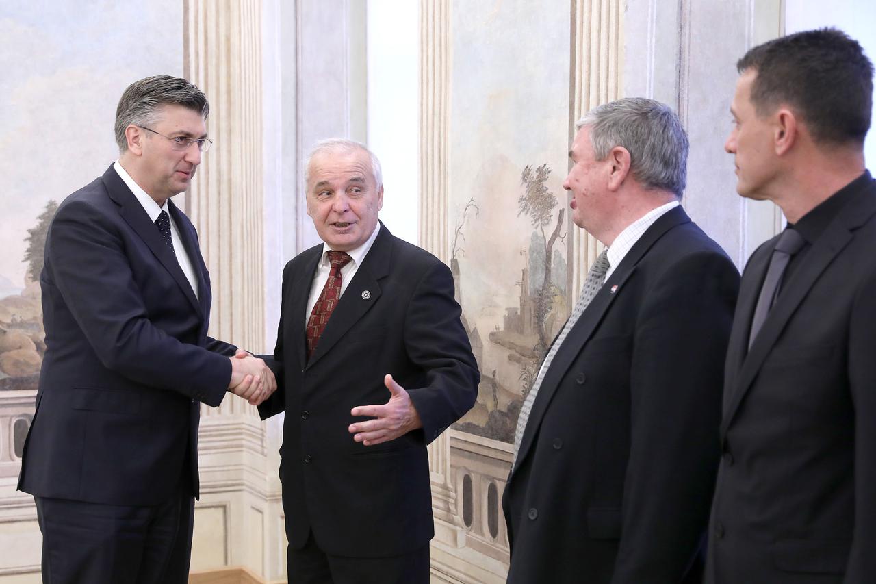 Plenković primo predstavnike Hrvatskog društva logoraša srpskih koncetracijskih logora