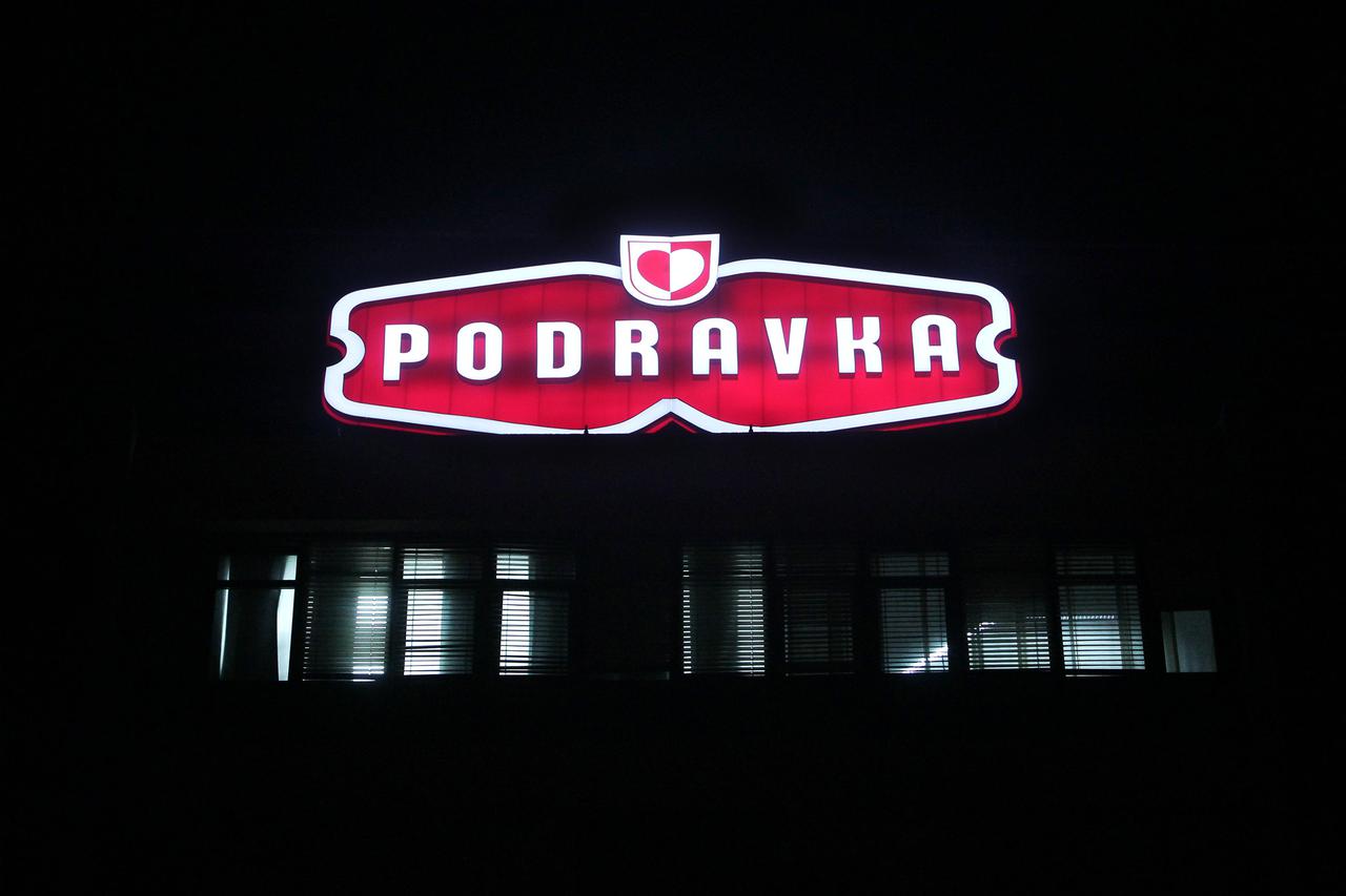 Koprivnica: Noćno izdanje uprave zgrade prehrambene kompanije Podravka
