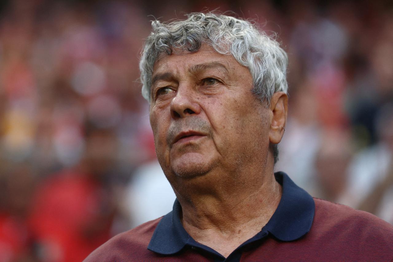 FILE PHOTO: Champions League Qualifying - Play-off Second Leg - Benfica v Dynamo Kyiv