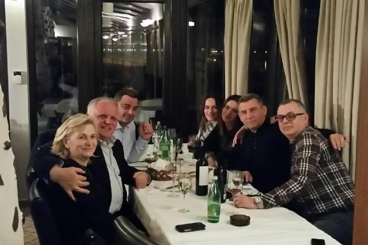 Ante Gotovina u društvu prijatelja