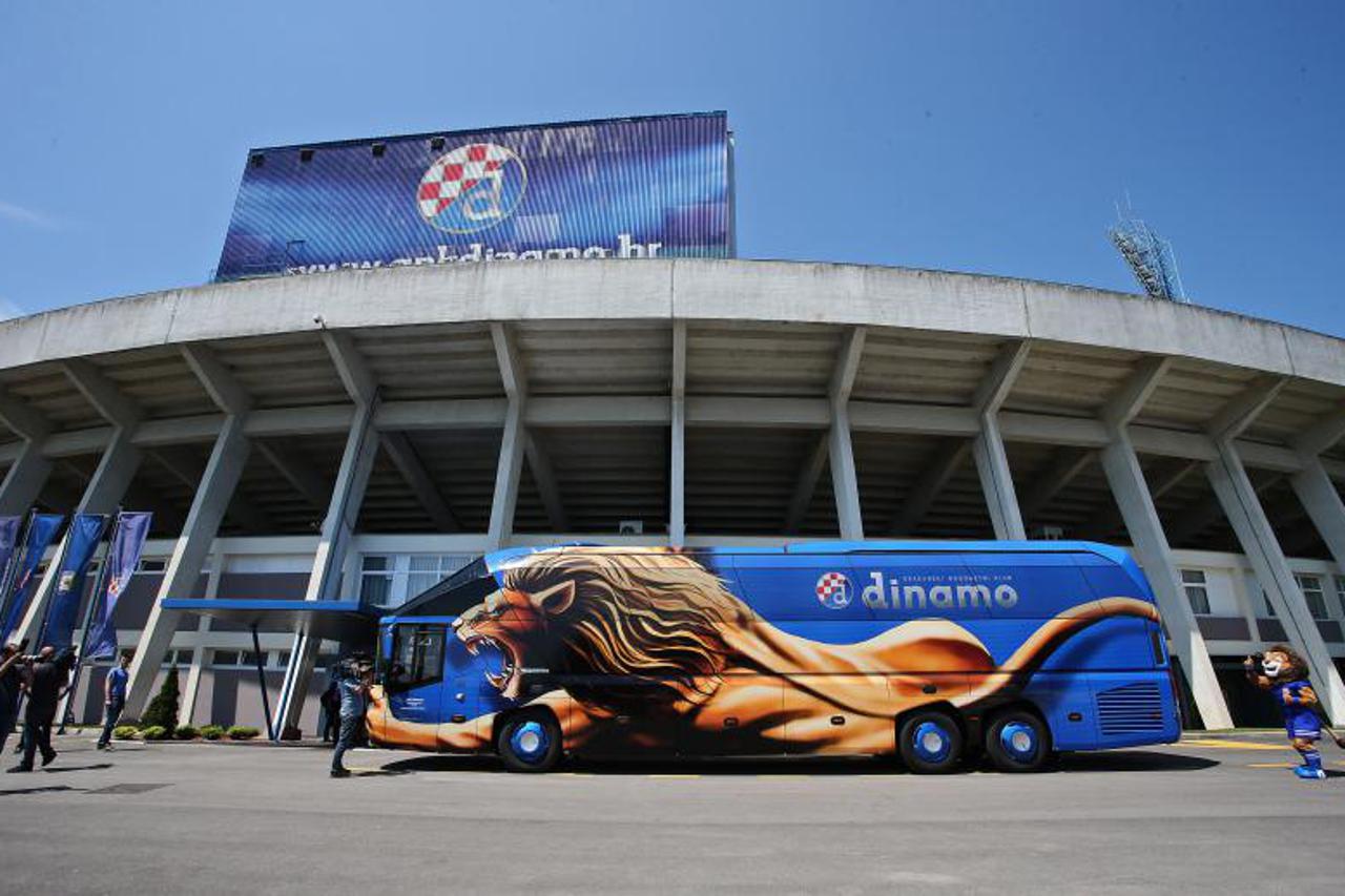 Dinamov autobus