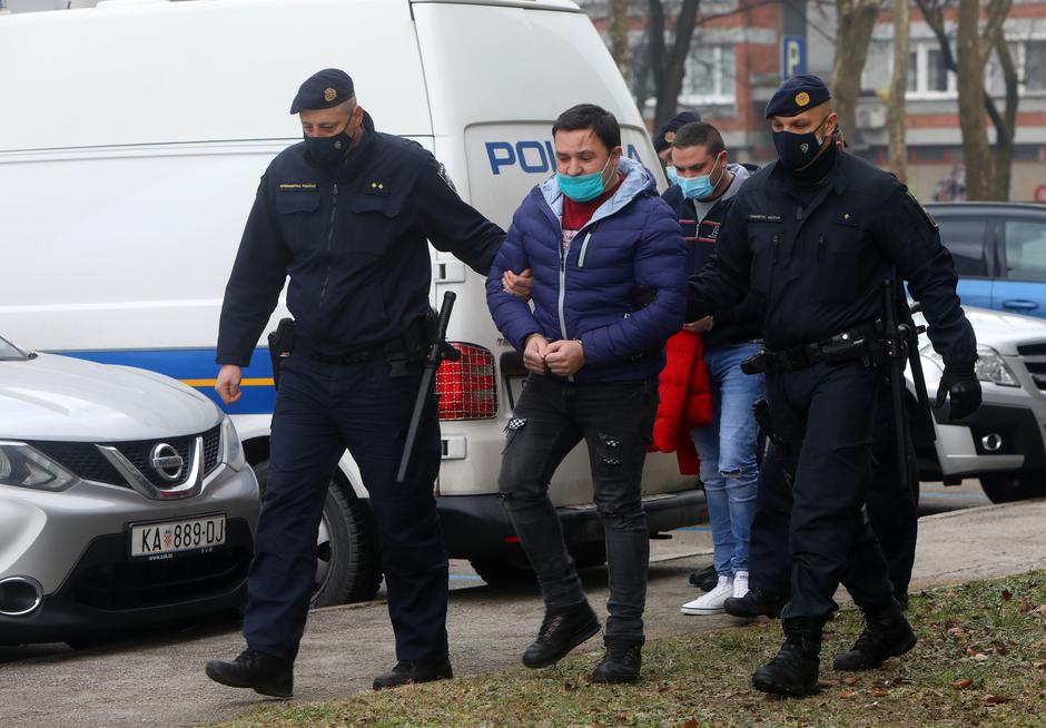 Karlovac: Privođenje braće Amić zbog prijetnje načelniku Općine Udbina