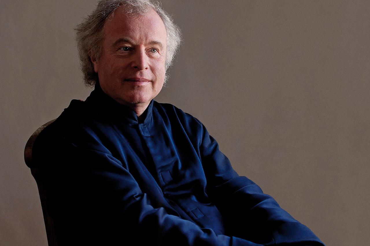 Lisinski ugošćuje legendarnog sir Andrása Schiffa i Orkestar doba prosvjetiteljstva.