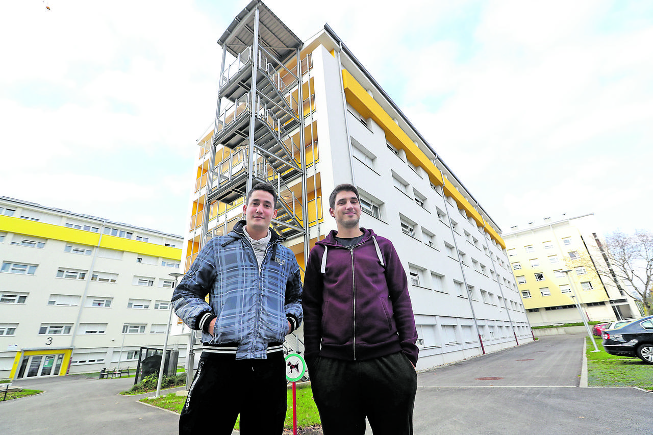 Studentski dom Cvjetno naselje