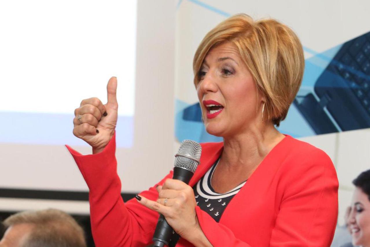 Split: Pomoćnica ministra gospodarstva i poduzetništva sudjelovala u Poduzetničkom kafiću