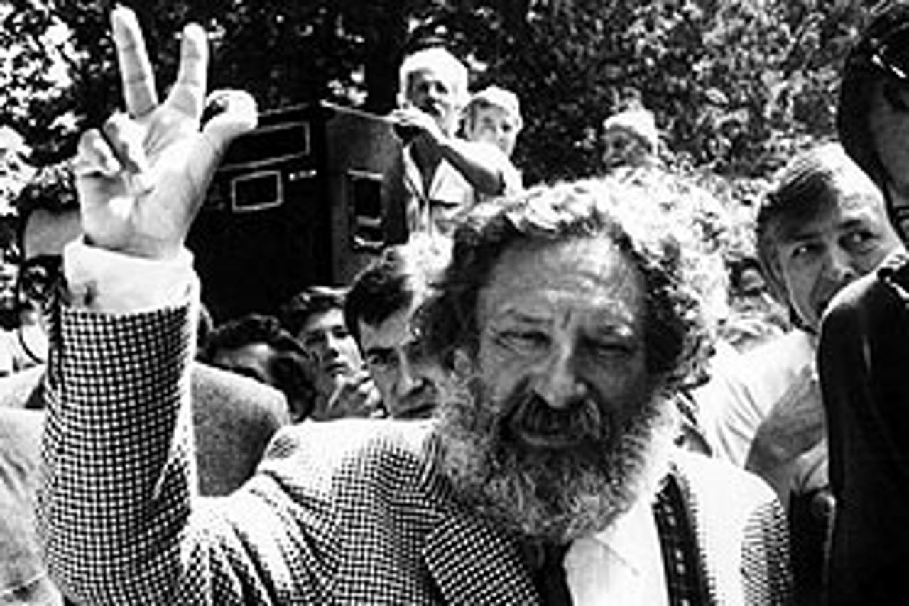 Jovan Rašković umro je iznenada u ožujku 1992., no premda je bilo sumnji, nikad nije dokazano da je ubijen