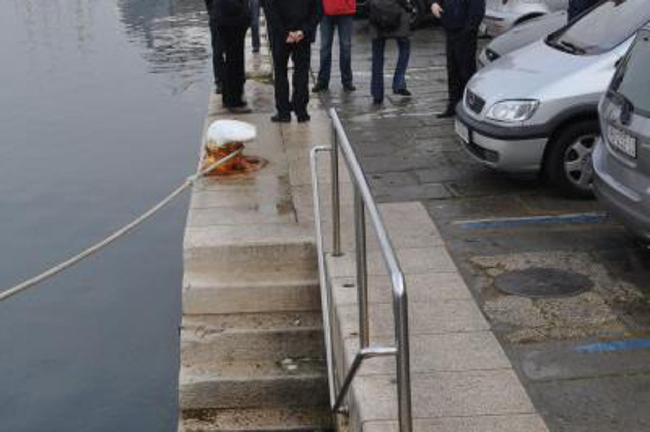 Na rivi u Puli pronađeno tijelo žene (1)