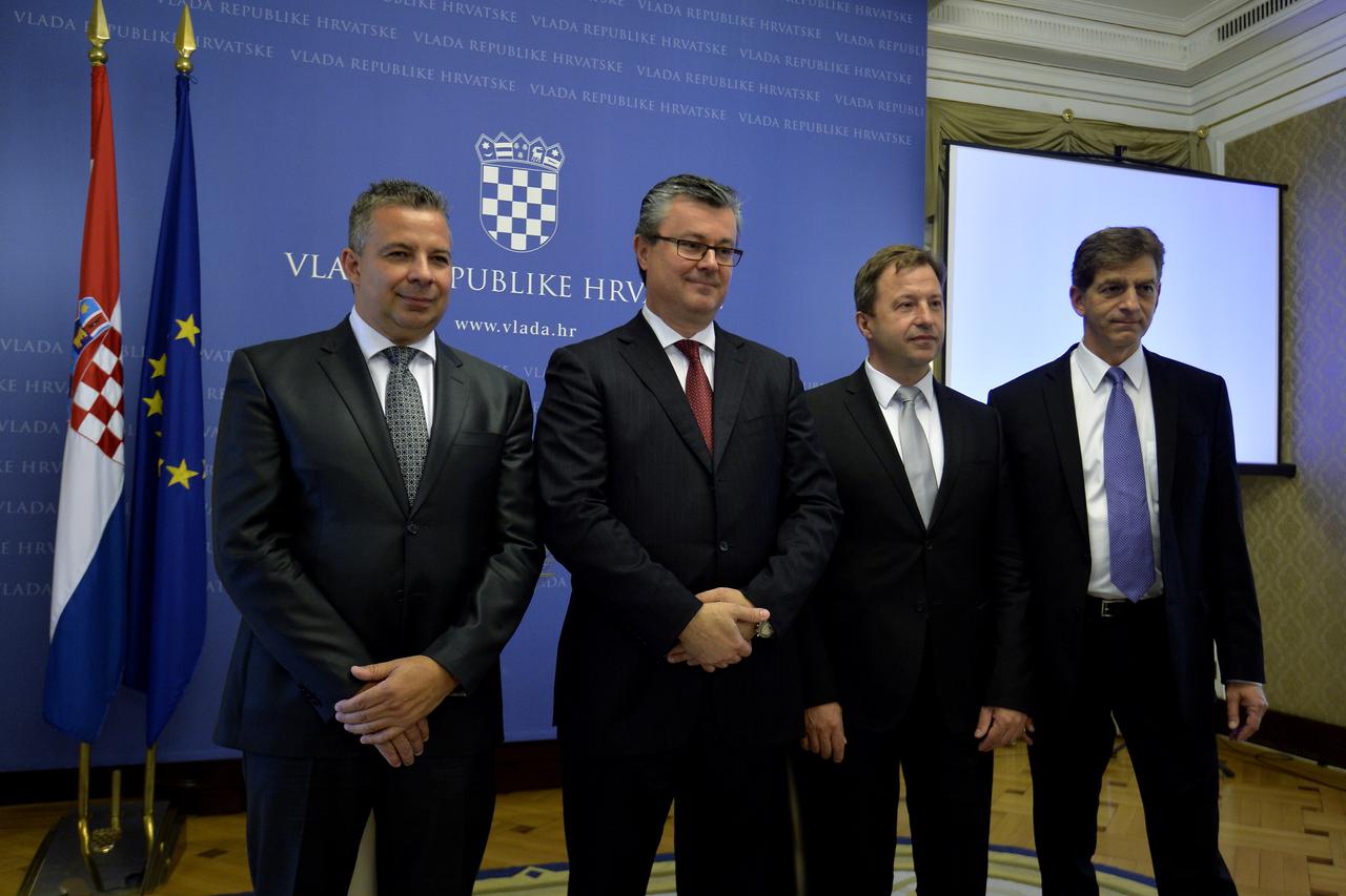 Tihomir Orešković rekao je da poštuje HDZ kao stranku