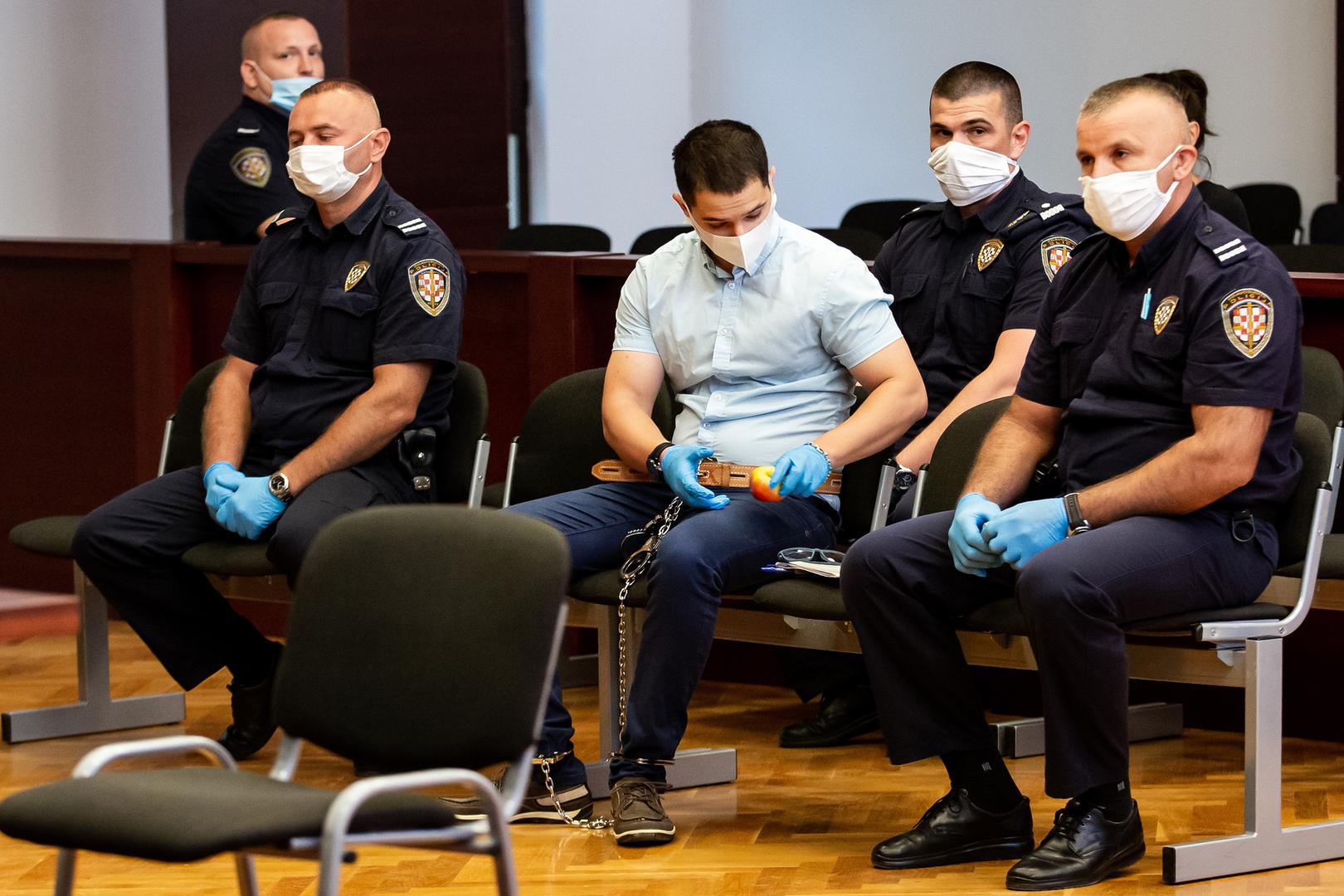 12.08.2020., Split - Sudenje Filipu Zavadlavu (25), optuzenomu za trostruko tesko ubojstvo u Splitu pocetkom ove godine, zapocelo je na Zupanijskom sudu u Splitu.Photo: Milan Sabic/PIXSELL