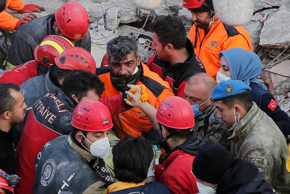 Teenager rescued from rubble in Turkey 182 hours after quake in Hatay