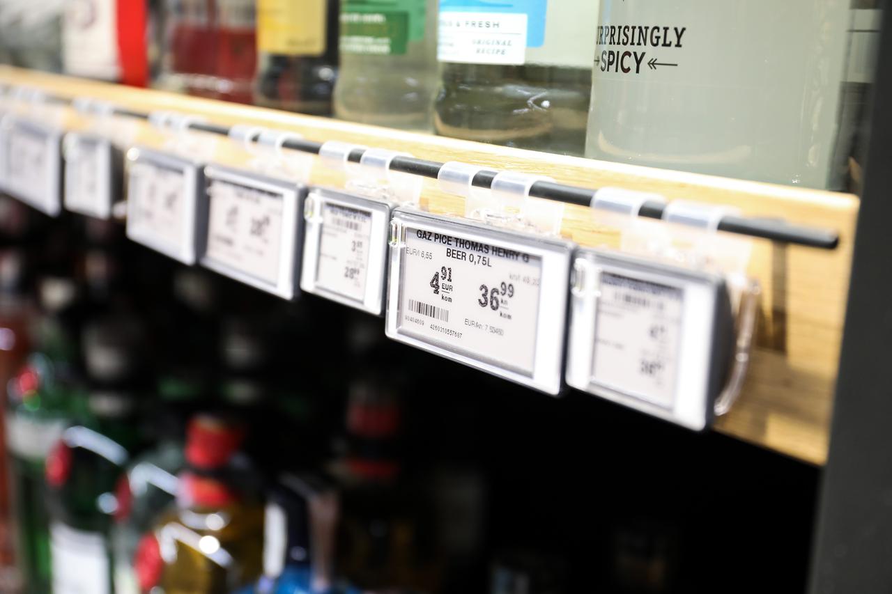 Konzum počeo s dvojnim iskazivanjem cijena