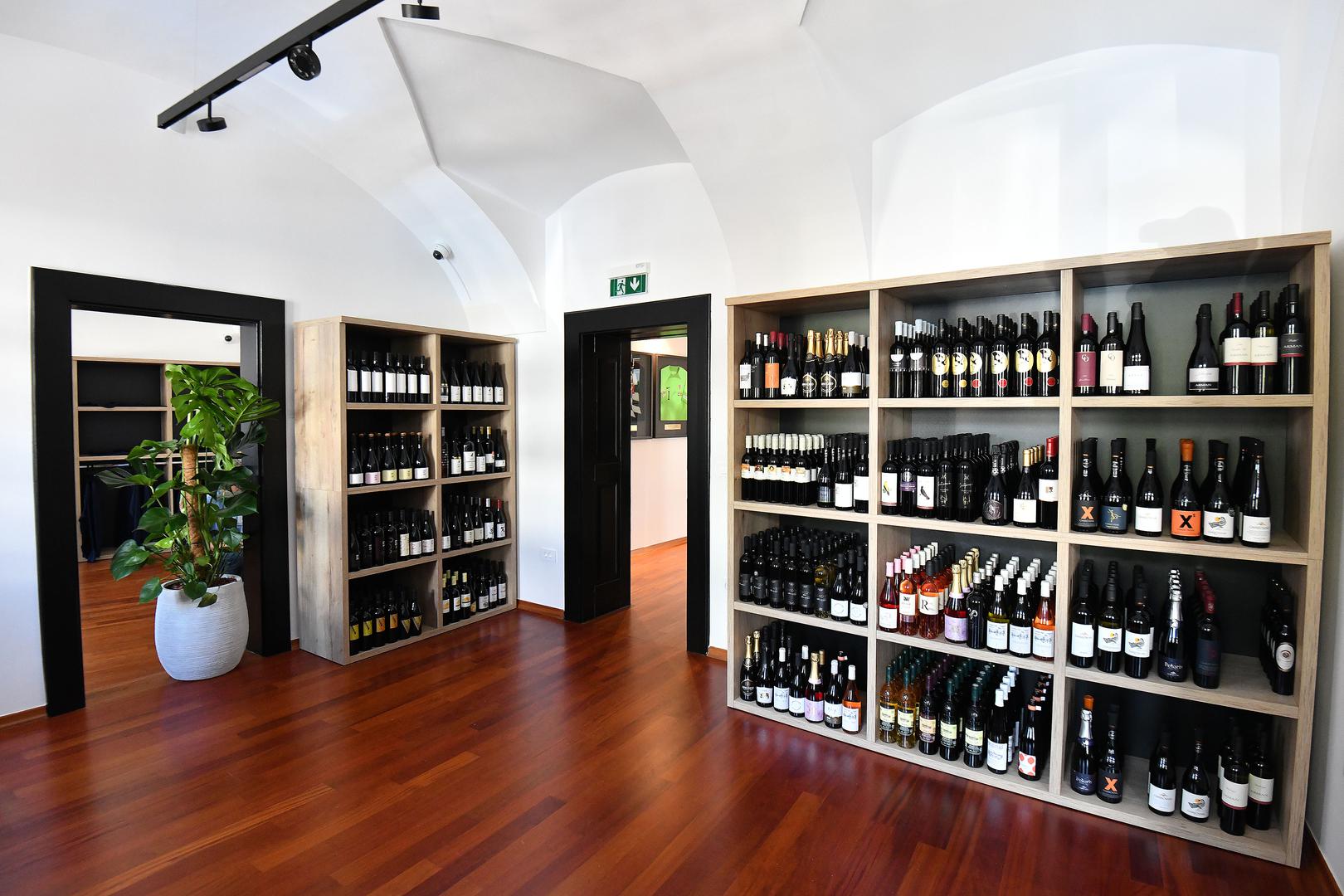 Dalićevi su pazili na svaki i najsitniji detalj, ne samo u stilskim i tehničkim rješenjima u objektu već i u gastronomskoj ponudi kojom dominiraju hrvatski proizvodi