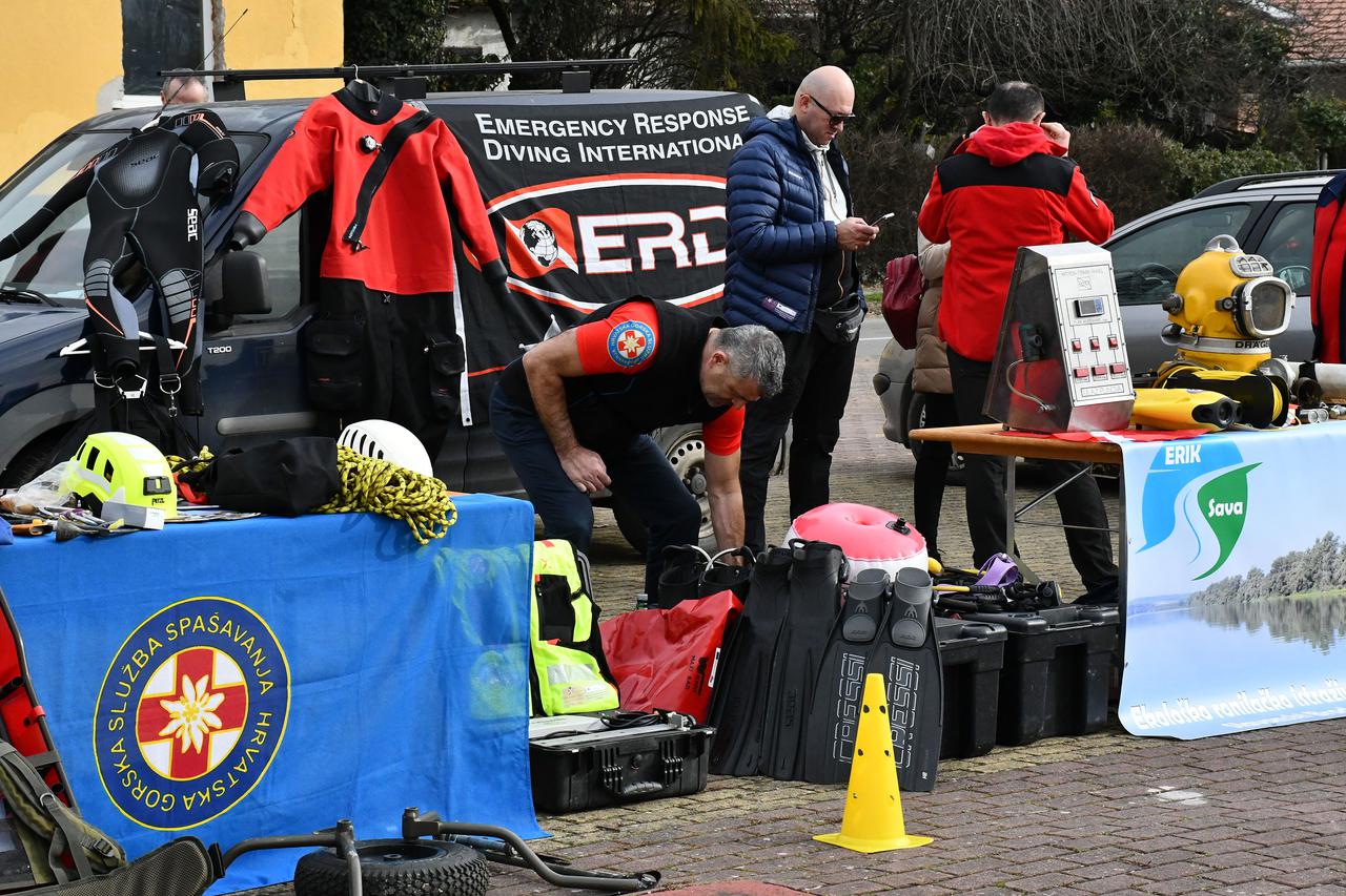 Slavonski Brod: Obilježen Dan europskog broja 112
