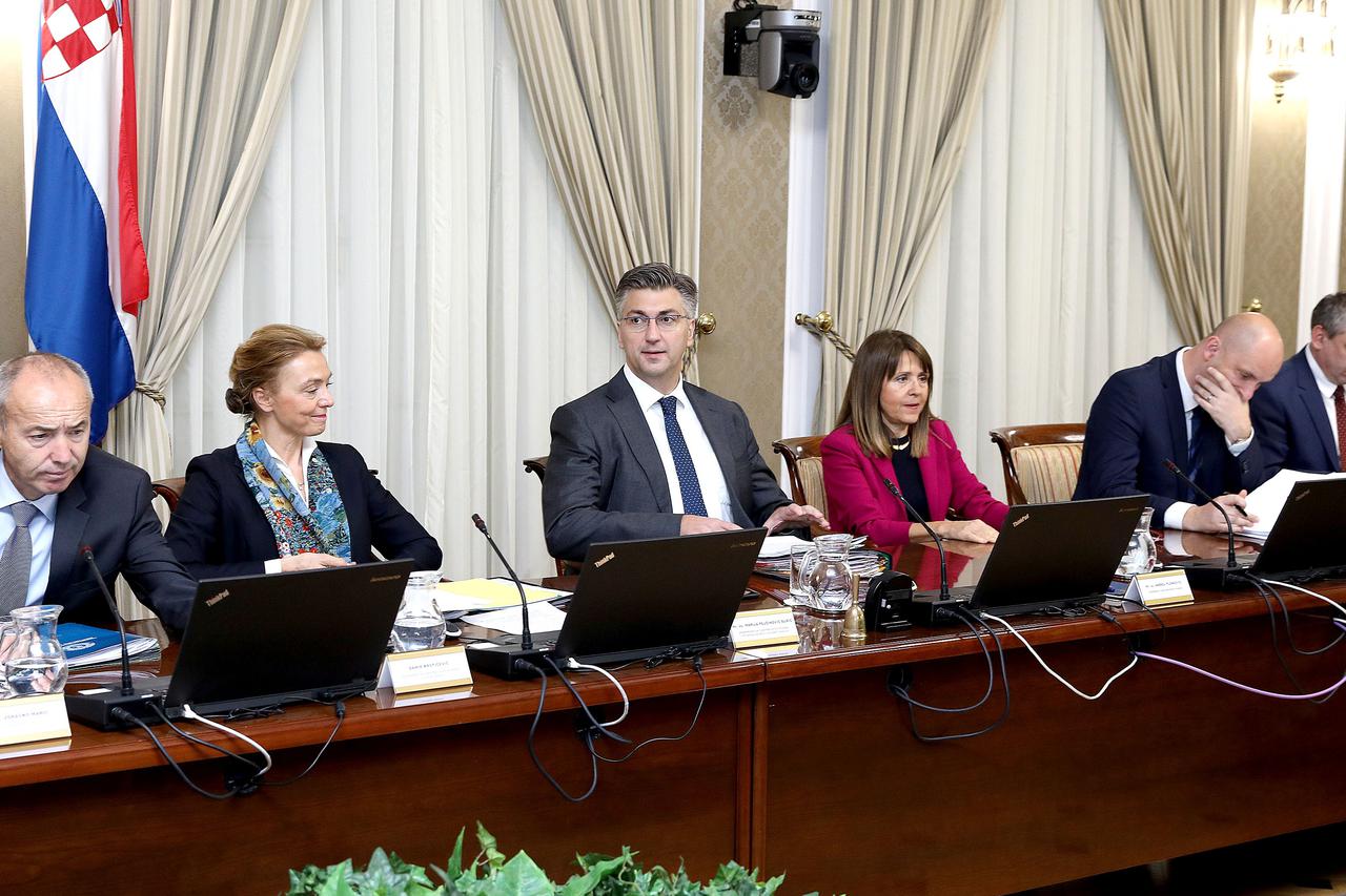 Vlada raspravlja o kontroverznom Marakeškom dokumentu