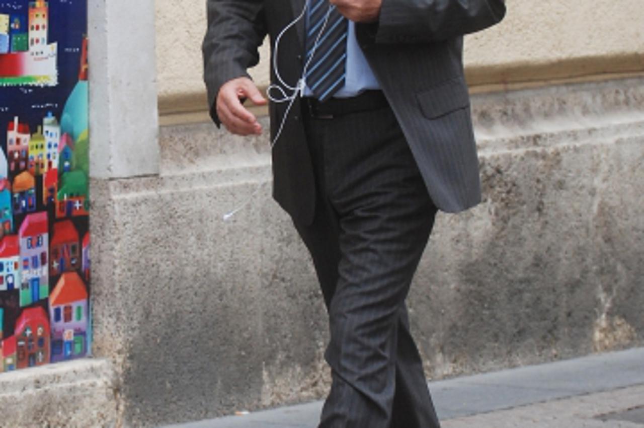 '23.07.2012., Zagreb - Milorad Pupovac prosetao Cvjetnim trgom.   Photo: Luka Stanzl/PIXSELL'