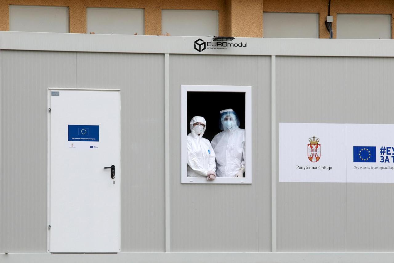 The testing of the citizens in the presence of corona viruses at the Institute of virology, vaccines and serums "Torlak".Testiraje gradjana na prisustvo corona virusa na Institutu za virusologiju, vakcine i serume "Torlak".