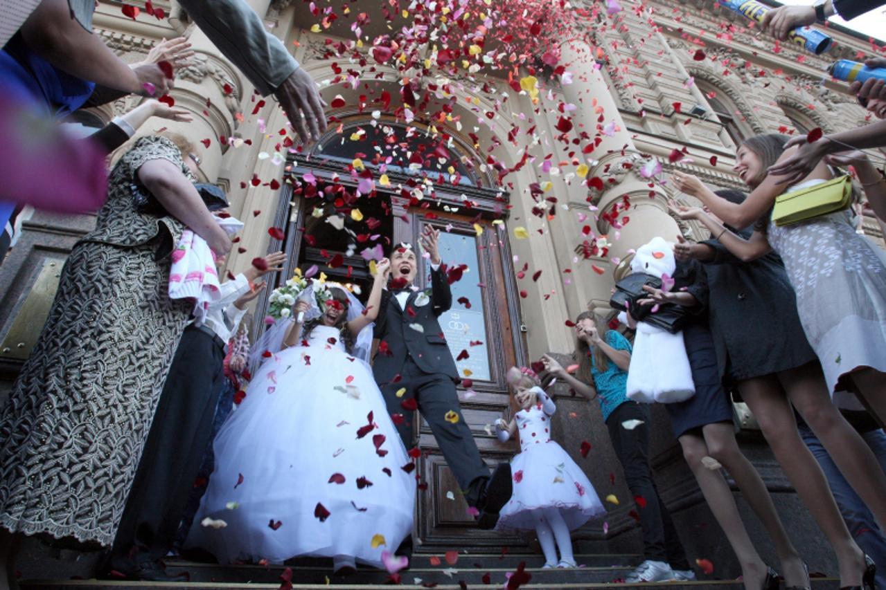 brak, vjenčanje, par