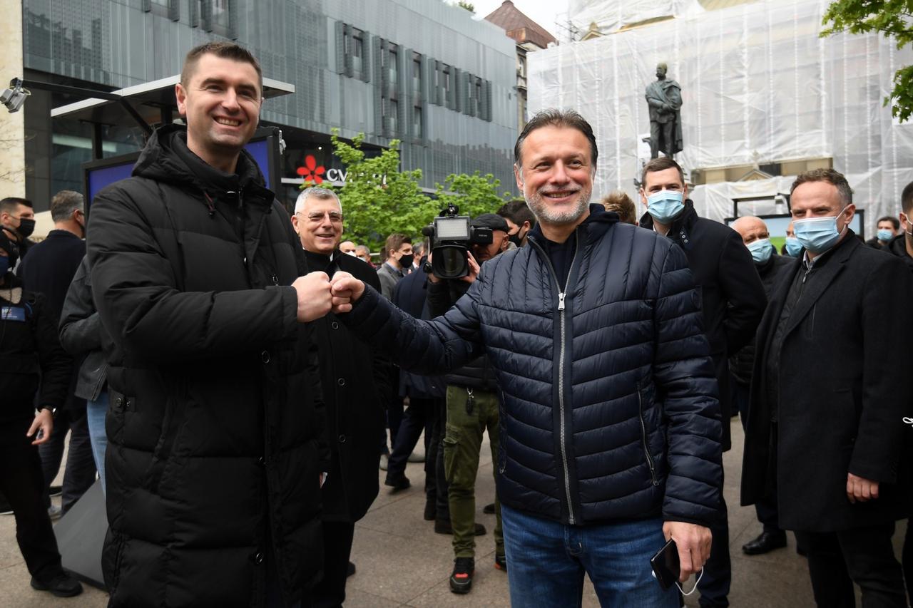 Zagreb: HDZ na čelu s Plenkovićem započeo s prikupljanjem potpisa