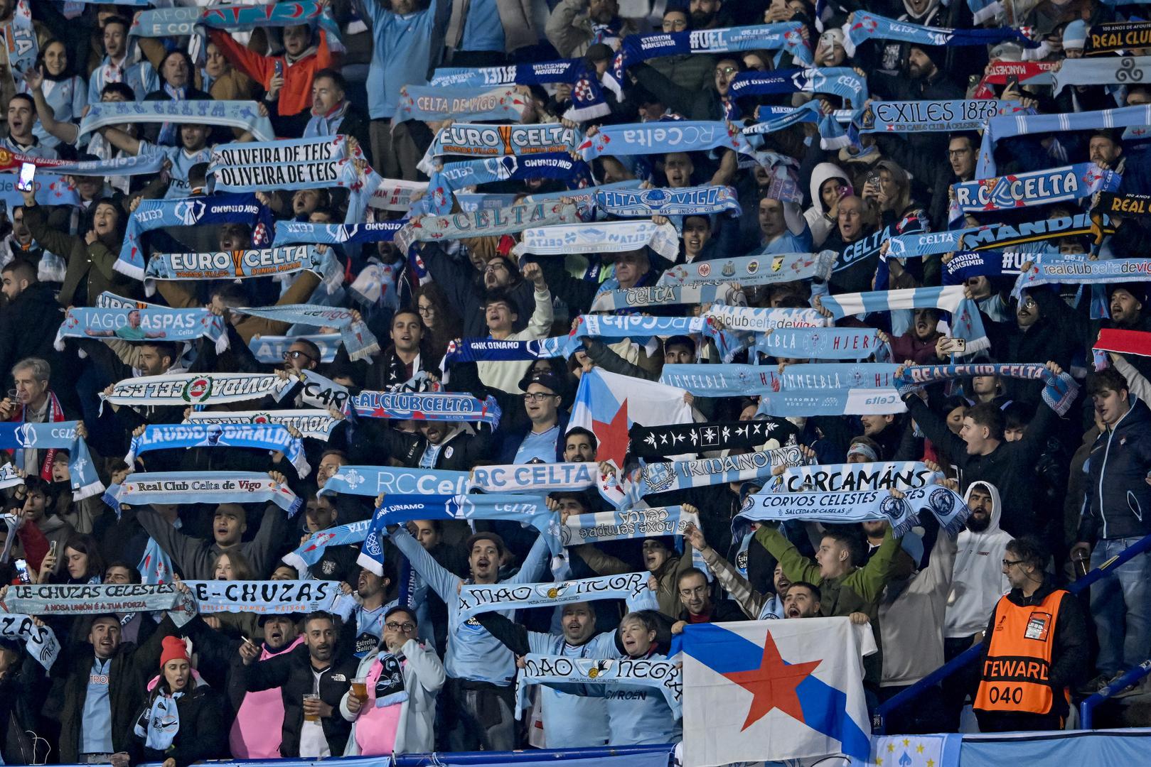 Na stadionu je vrlo dobra atmosfera, okupio se lijep broj navijača