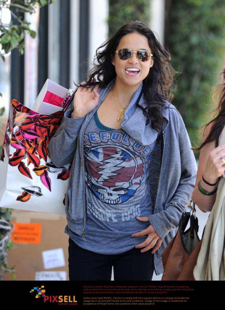 'Michelle Rodriguez Shopping at Diane von Furstenberg store in Los Angeles. Photo: Press Association/Pixsell'