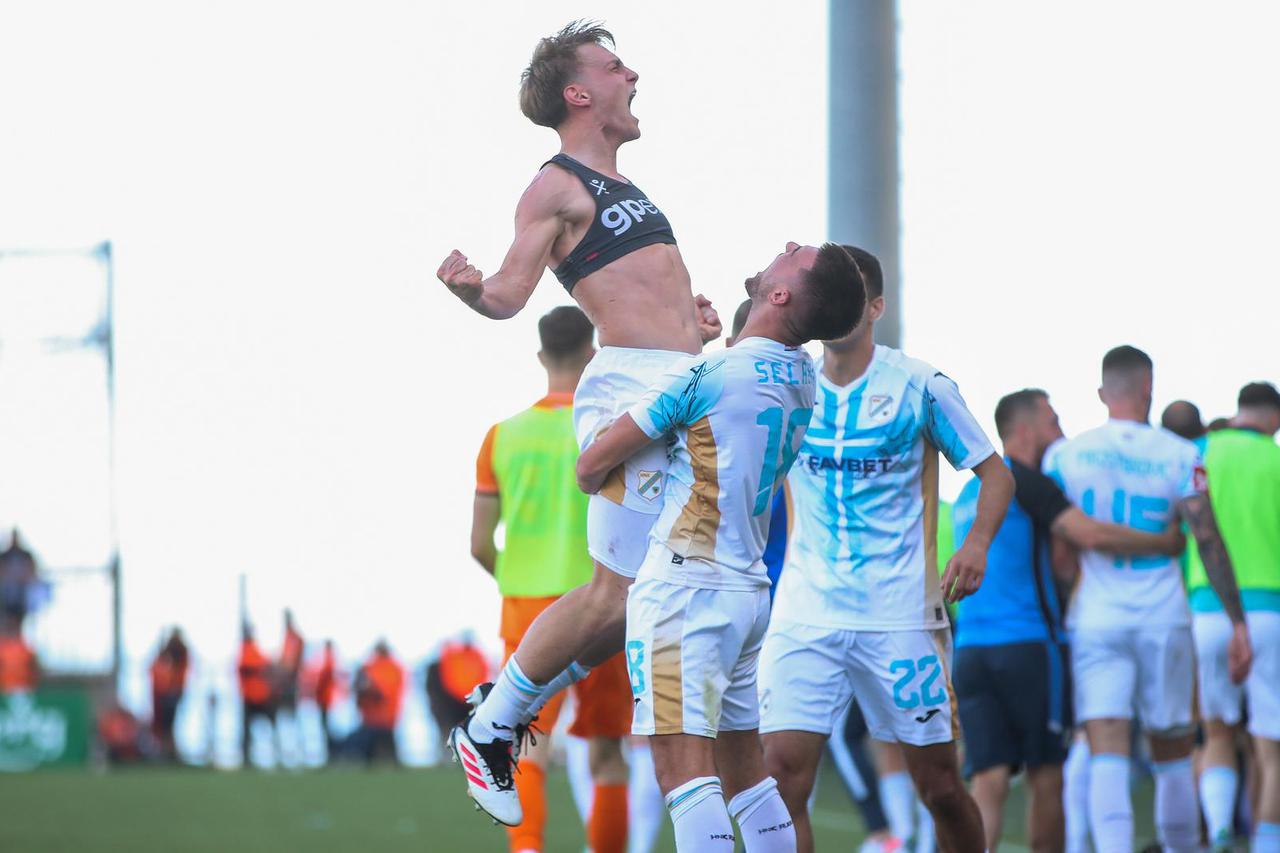 Rijeka: Toni Fruk zabija drugi gol za Rijeku u susretu sa Slaven Belupo