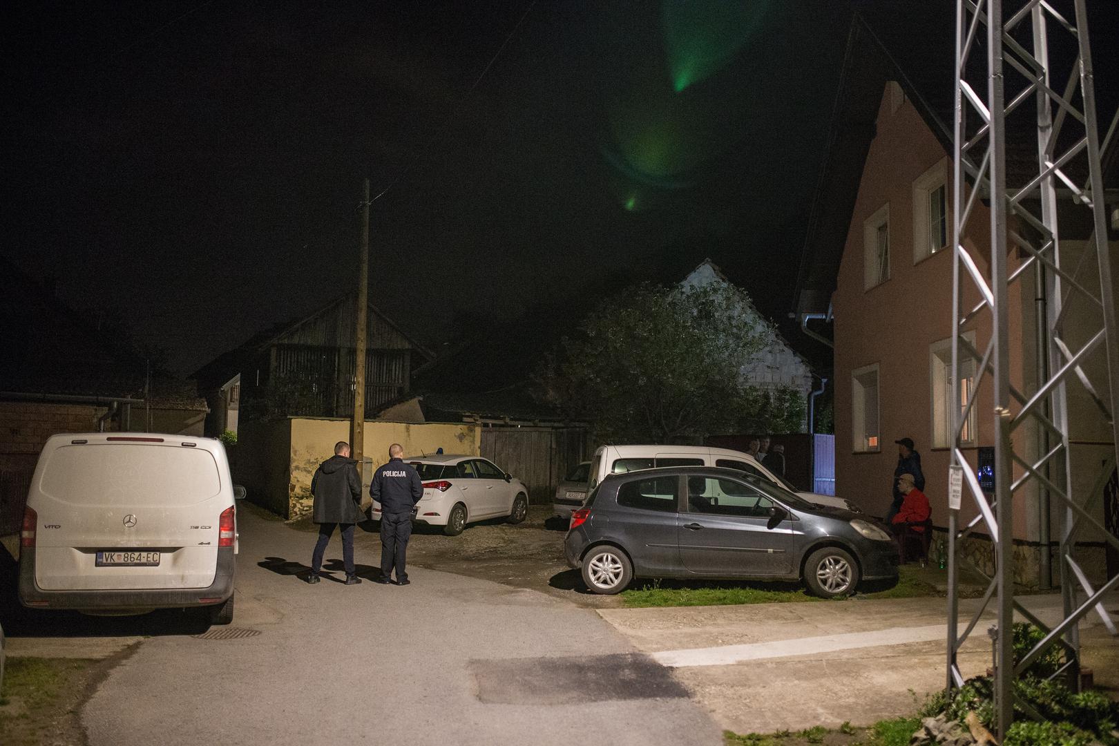 29.04.2021., Sarengrad - Tesko ubojstvo u kojemu je smrtno stradala 56-godisnjakinja. Ubio ju je najmladji od trojice sinova. Policija na ocevidu. Photo: Davor Javorovic/PIXSELL