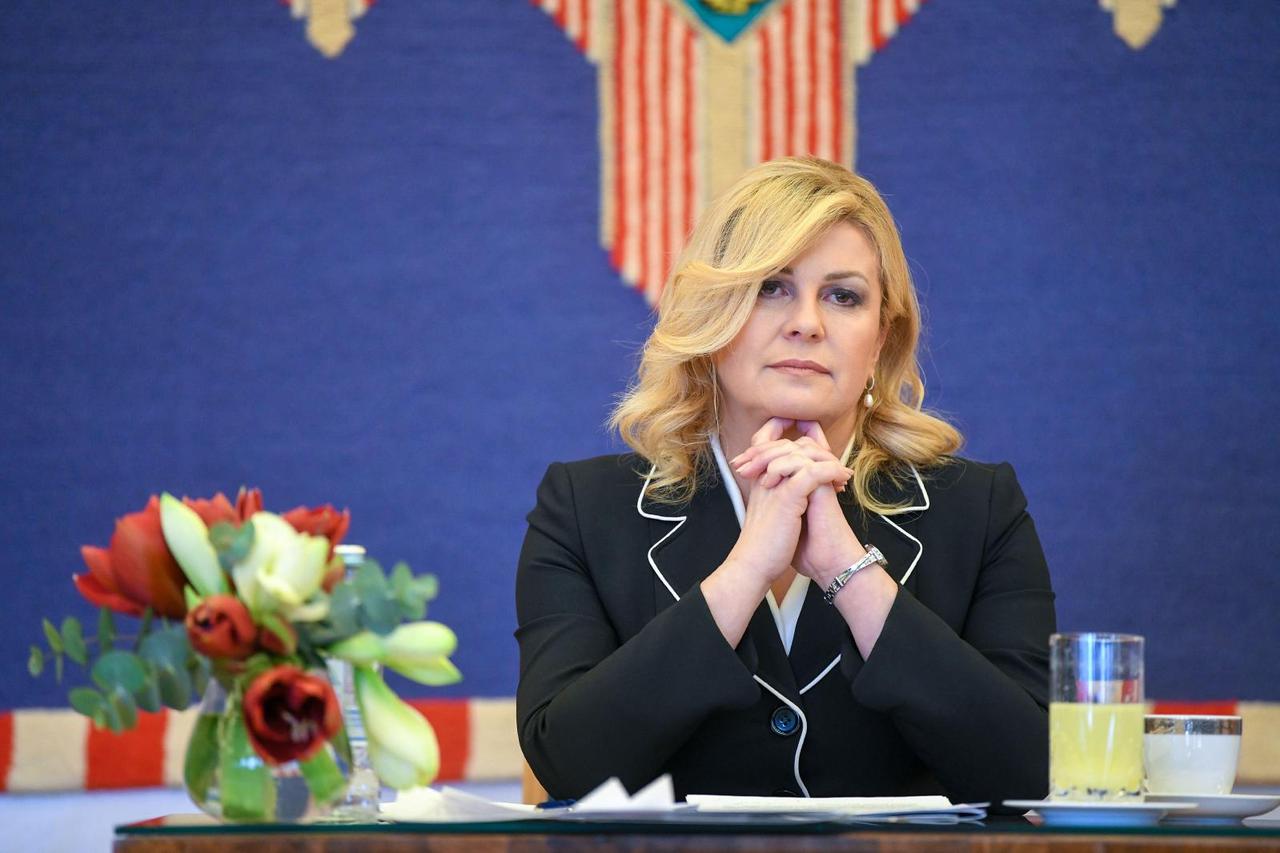 Zagreb: Predsjednica Kolinda Grabar-Kitarović susrela se s novinarima