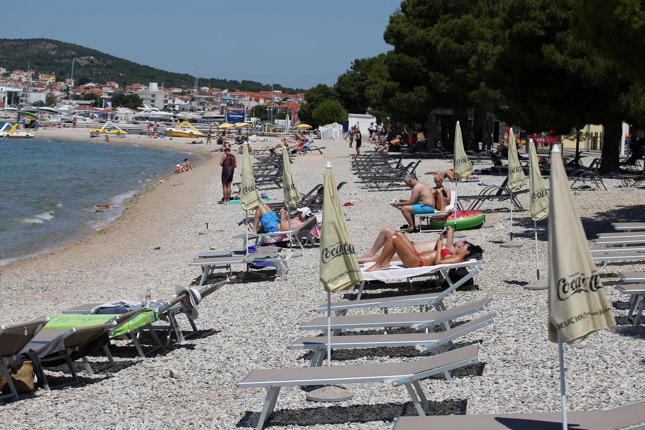 U Vodicama turista osjetno manje nego prošle godine