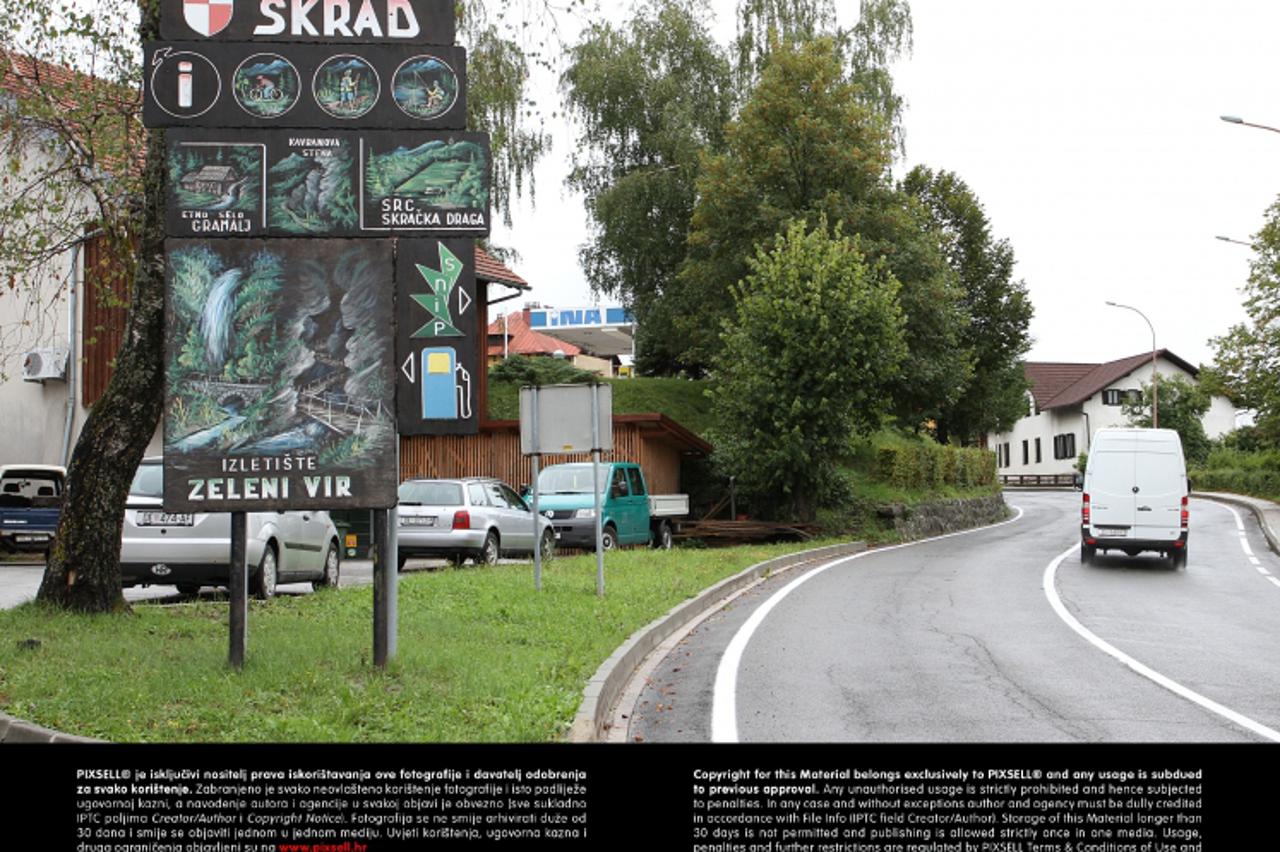 '17.09.2013., Skrad - U drustvenom domu u Skradu postavljena je izlozba arhivske grade o Gorskom kotaru. Inicijator i pokretac izlozbe je Josip Loncaric koji je s dvadesetak sumjestana uspio skupiti p