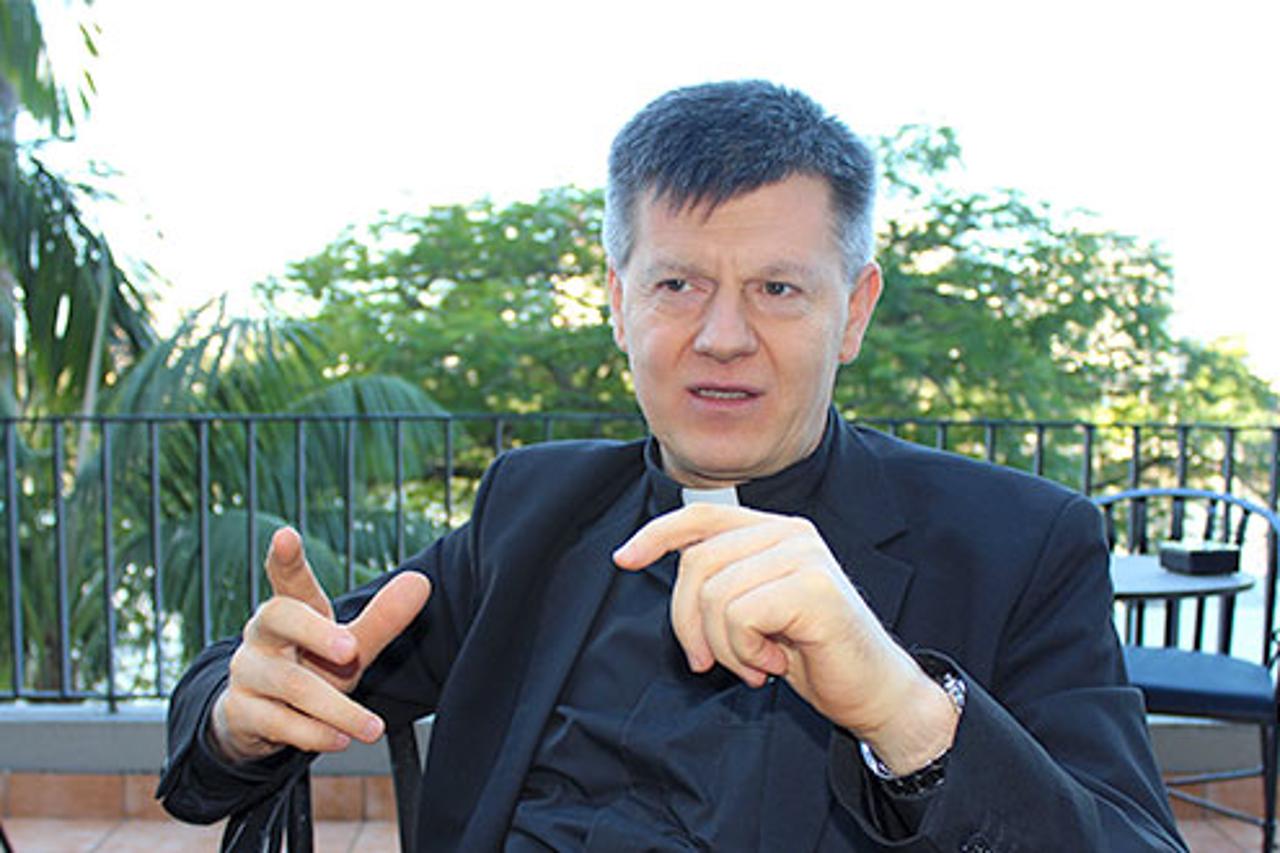 mons. Ante Jozić