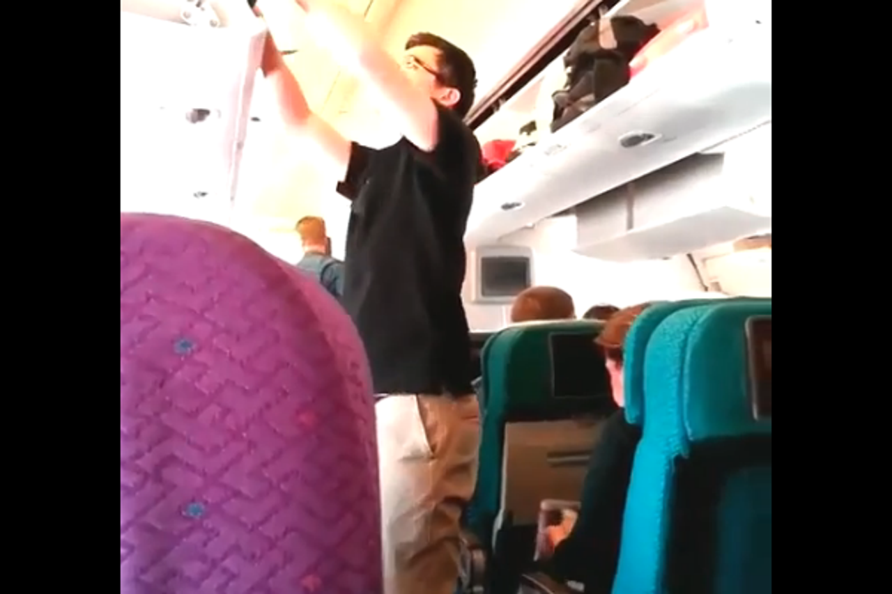 Malezijski avion