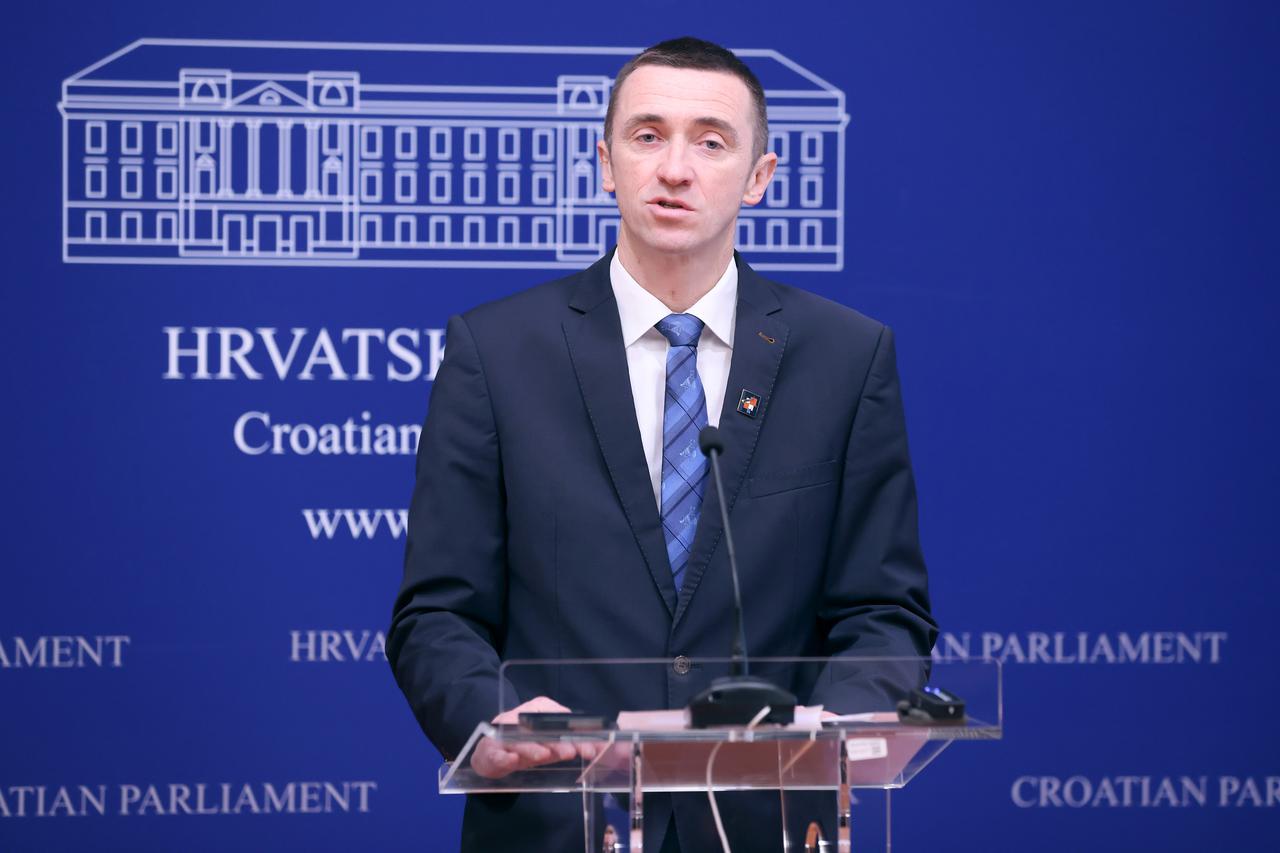 Zagreb: Ivan Penava o 32. obljetnici međunarodnog priznanja RH i drugim aktualnim temama