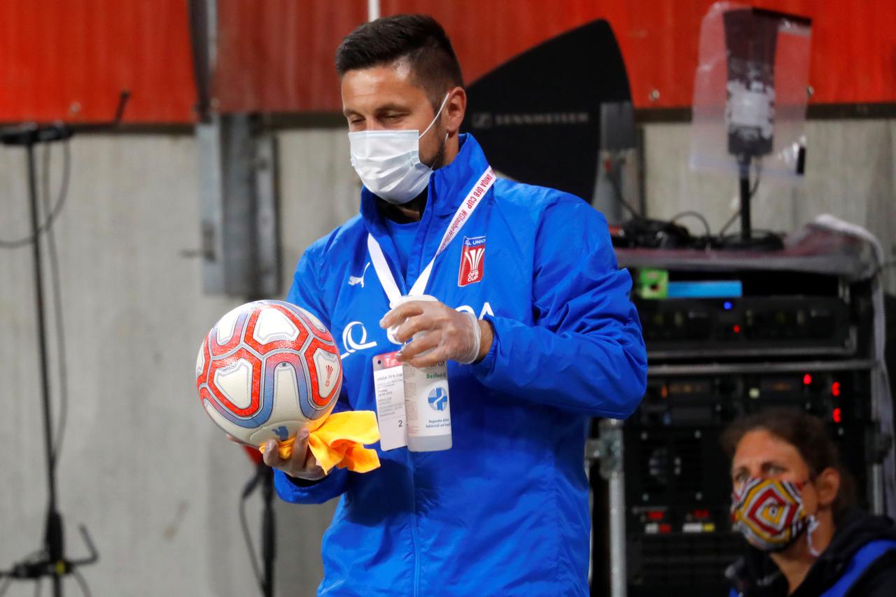 Nogomet - koronavirus