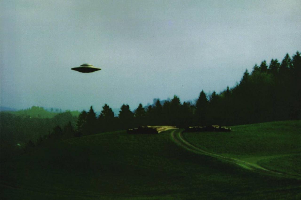 \'UFO Mulder 04c\'