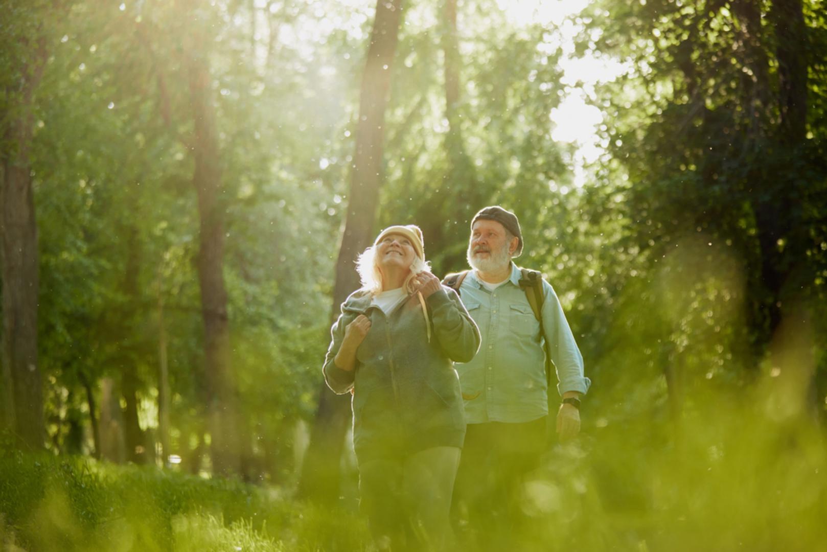 Dobro fizičko i mentalno zdravlje: Jung je naglašavao važnost fizičkog i mentalnog zdravlja kao temelja sretnog života. Često je citirao latinsku izreku 'mens sana in corpore sano', što znači 'zdrav duh u zdravom tijelu'. Bez vitalnosti uma i tijela, vjerovao je da je kvaliteta života uvijek smanjena. Tako, primjerice, redovita tjelovježba od barem 30 minuta, 4-5 puta tjedno, poboljšava fizičku izdržljivost i mentalnu jasnoću.