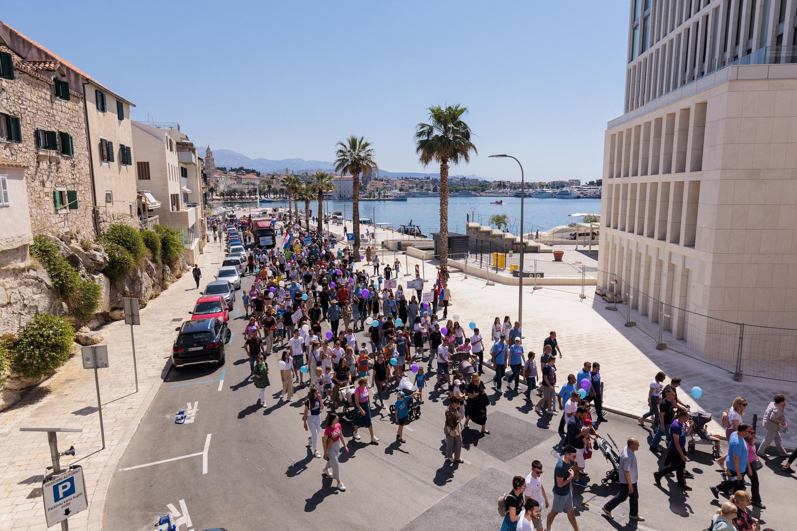 21.05.2022., Split - U Splitu odrzan 4. Hod za zivot s Rive do Zvoncaca. Photo: Miroslav Lelas/PIXSELL
