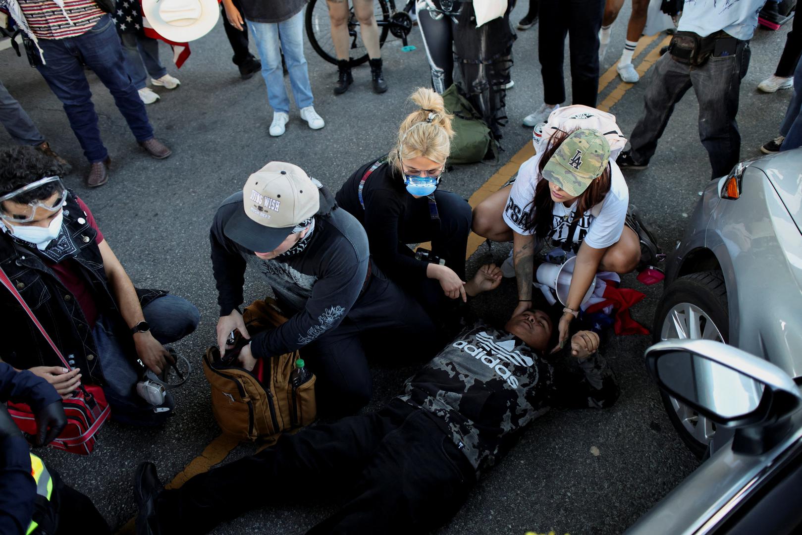 Ove brojke nemoguće je provjeriti jer američke vlasti ne objavljuju procjenu na nacionalnoj razini.  Unatoč tome, subotnja okupljanja bila su najveći prosvjedni pokret u zemlji od povratka republikanaca na vlast. 